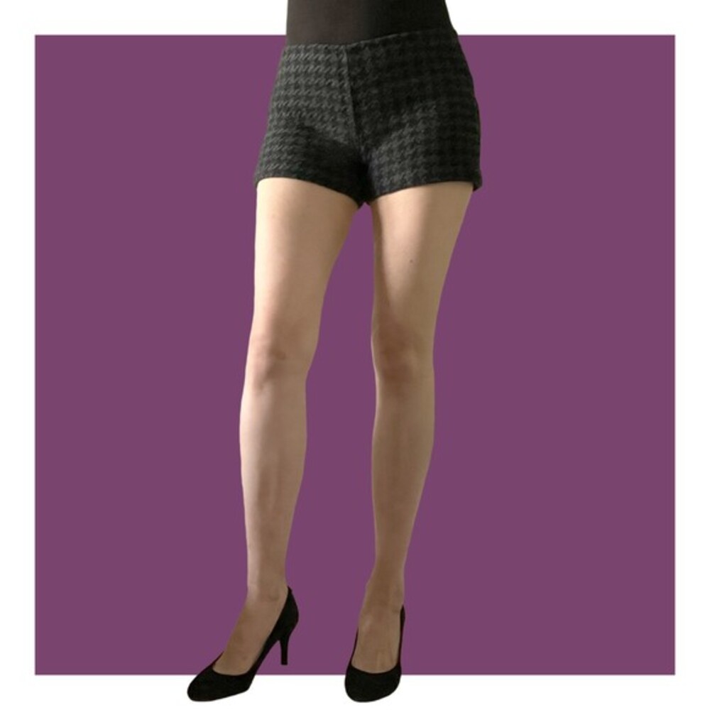 Theory Classic Houndstooth Pied de Poule Print Black & Grey Side Zip Wool Shorts
